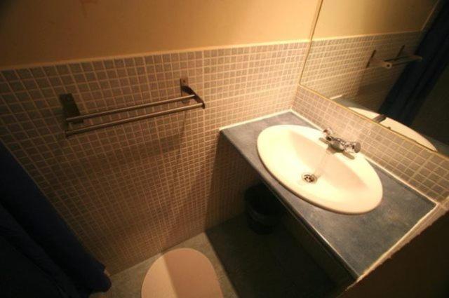 Hostal Baires Barcelona Bilik gambar