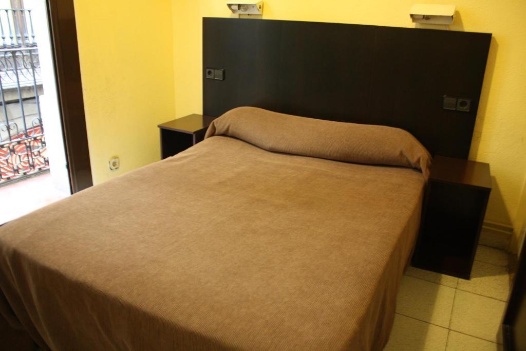Hostal Baires Barcelona Bilik gambar